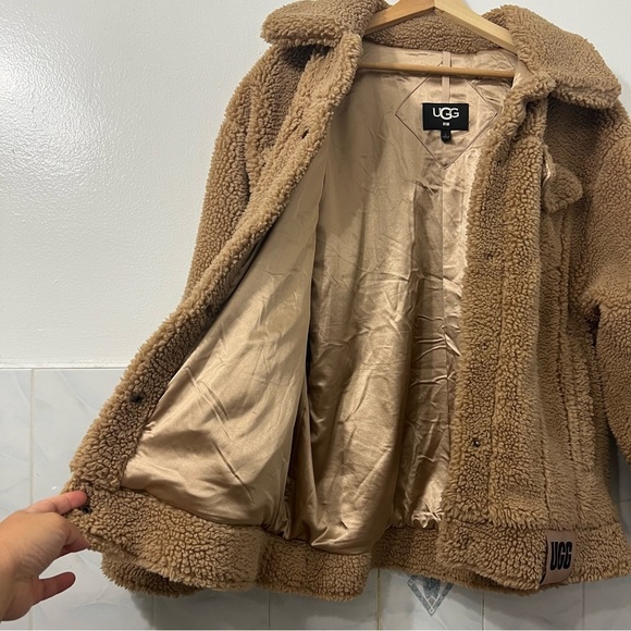 Ugg Women’s Frankie Sherpa Trucker Jacket Chestnut Size Large Minimalist Casual - Picture 8 of 13